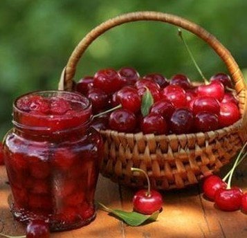 Vişne (Kütahya) Fidanı 5 Yaş 220-250 cm-Gövde Çapı 8-12 cm