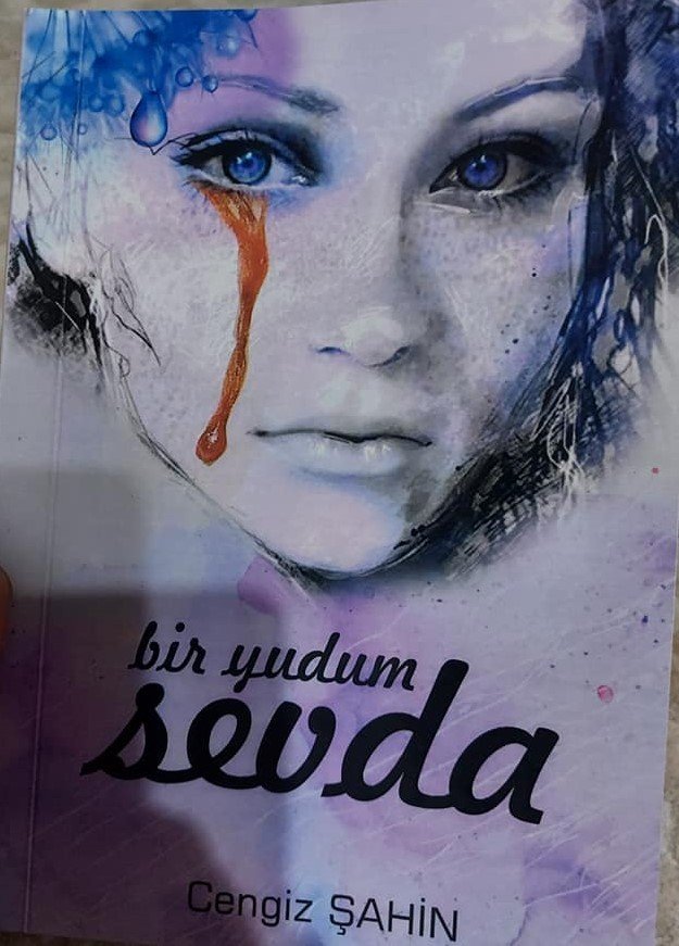 Bir Yudum Sevda Adlı Şiir Kitabı