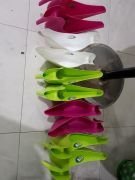 BAHÇE SULAMA KABI SAKSI SULAMA RENKLİ KUĞU SULUK